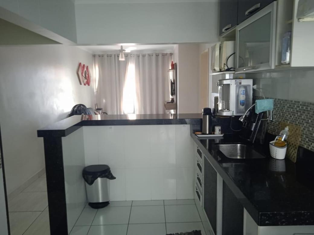 Apartamento A 50M Da Praia Do Forte 卡波布里奥 外观 照片